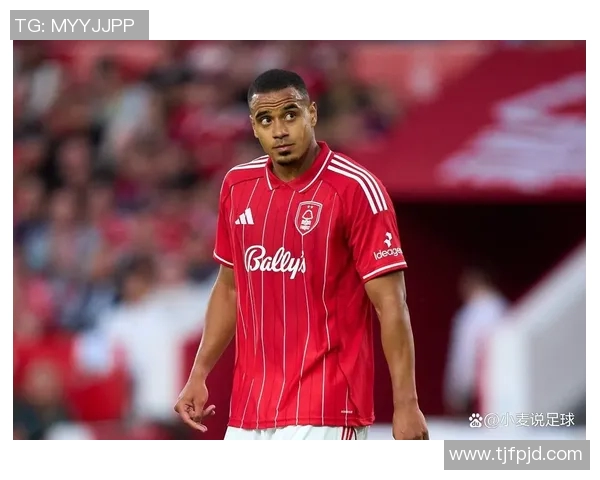 穆里略当选森林3-0利物浦球迷票选全场最佳:绿茵场上的英勇战士新传奇 穆里略当选森林3-0利物浦球迷票选全场最佳:绿茵场上的英勇战士新传奇